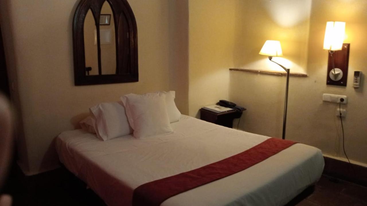 גרנדה Casa Palacio Pilar Del Toro חדר תמונה