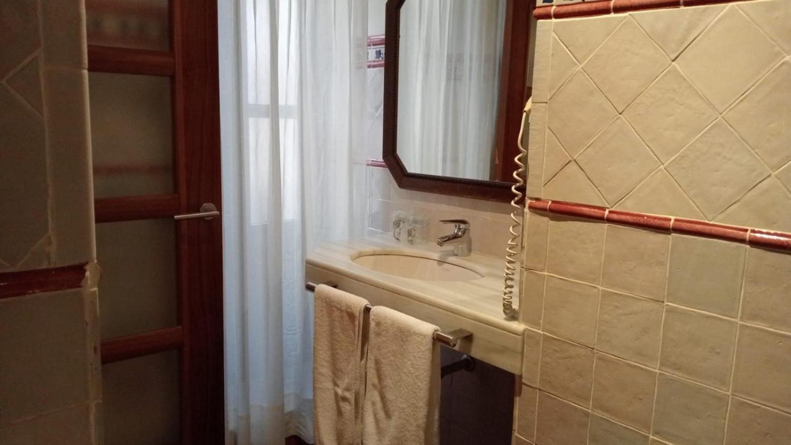 גרנדה Casa Palacio Pilar Del Toro חדר תמונה